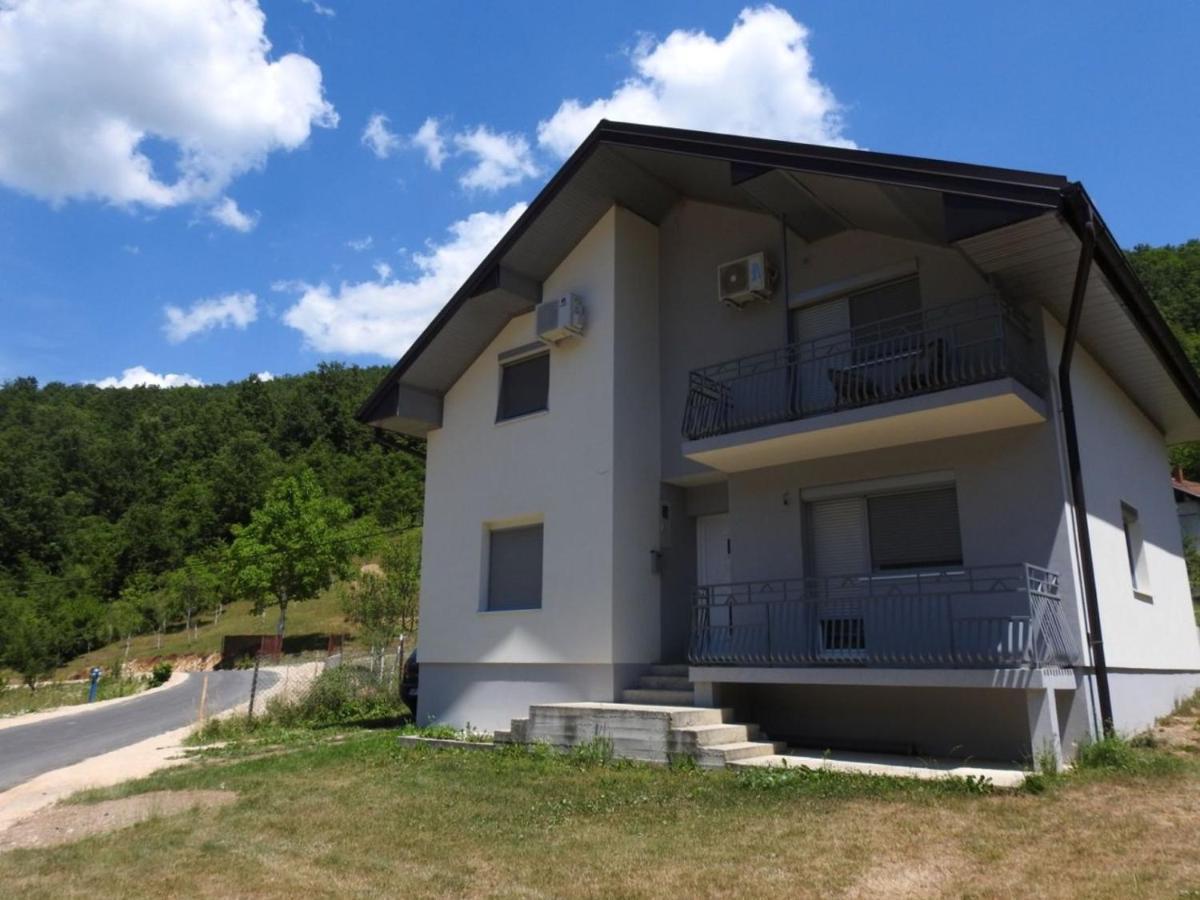 Omar & Una Apartmani Bihać Zewnętrze zdjęcie