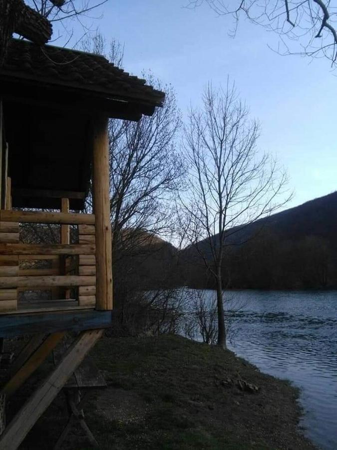 Omar & Una Apartmani Bihać Zewnętrze zdjęcie