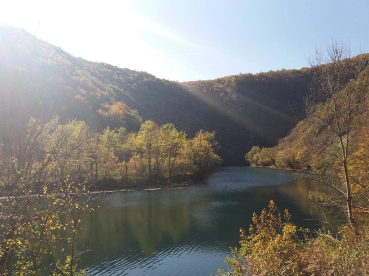 Omar & Una Apartmani Bihać Zewnętrze zdjęcie