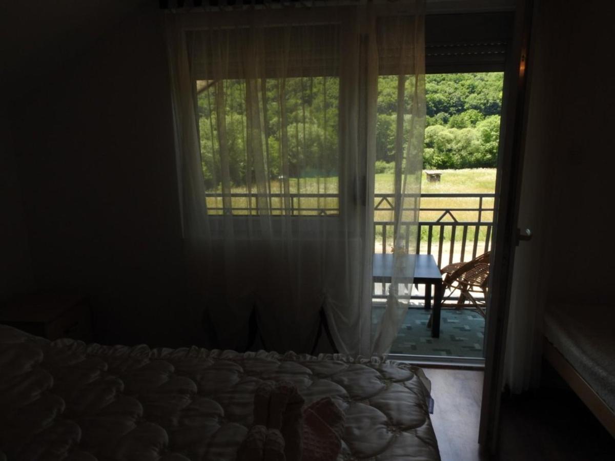Omar & Una Apartmani Bihać Zewnętrze zdjęcie