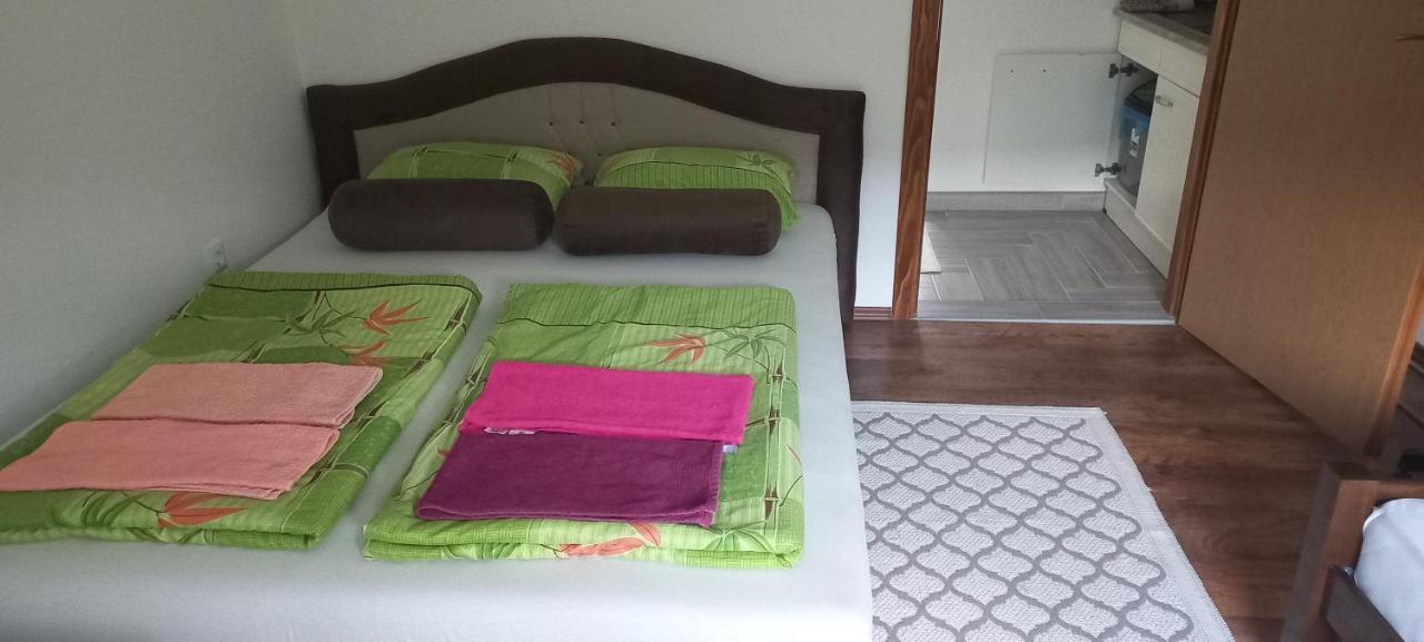 Omar & Una Apartmani Bihać Zewnętrze zdjęcie